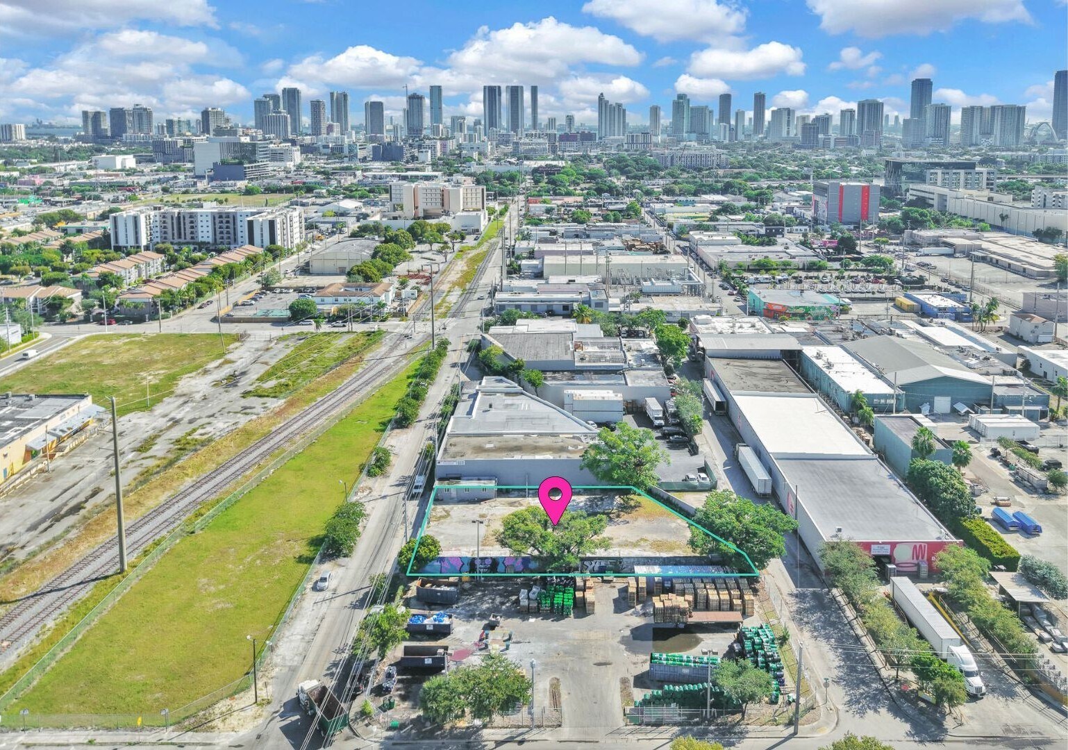 1074 NW 22nd St, Miami, FL for lease Aerial- Image 1 of 4