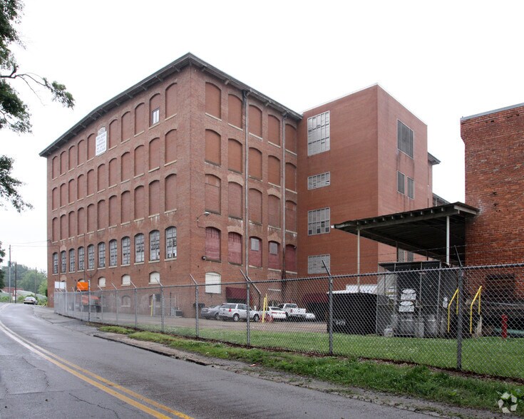 795 Georgia Ave, Gainesville, GA for sale - Primary Photo - Image 1 of 3