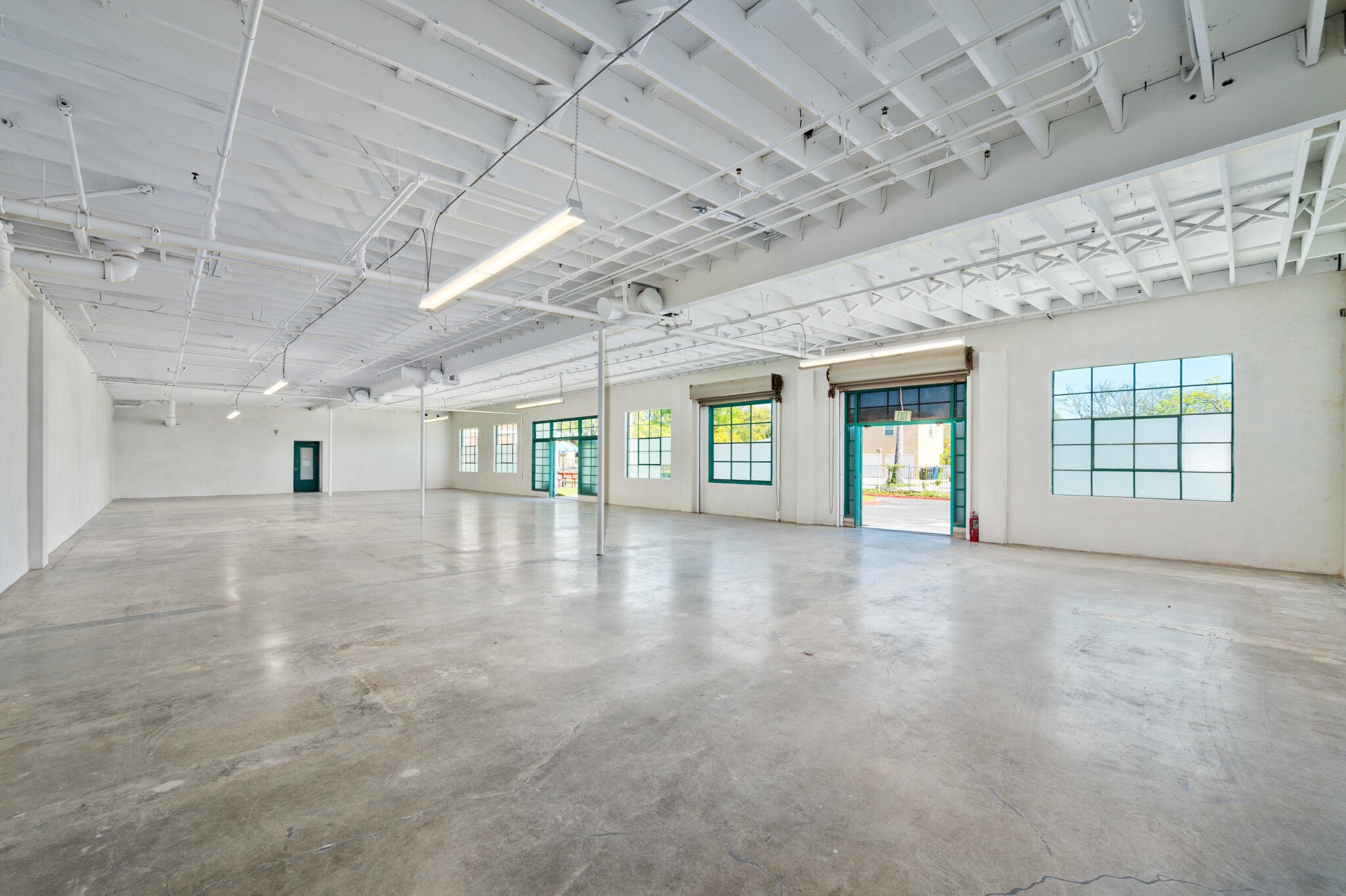 2440 S Sepulveda Blvd, Los Angeles, CA for lease Interior Photo- Image 1 of 9