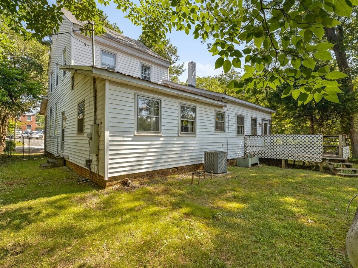 East Chatham Street, Pittsboro, NC 27312 Office for Sale