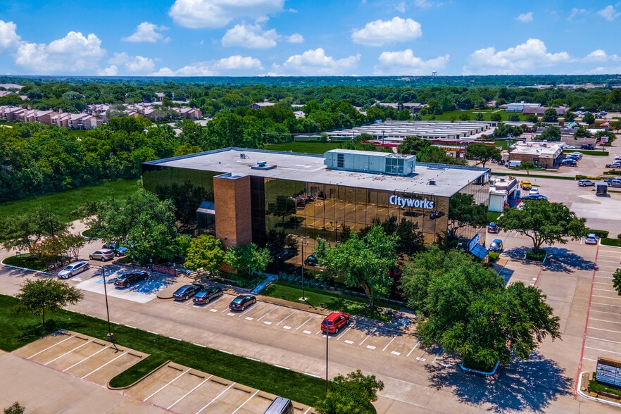 1510 N Hampton Rd, DeSoto, TX for lease - Building Photo - Image 1 of 4