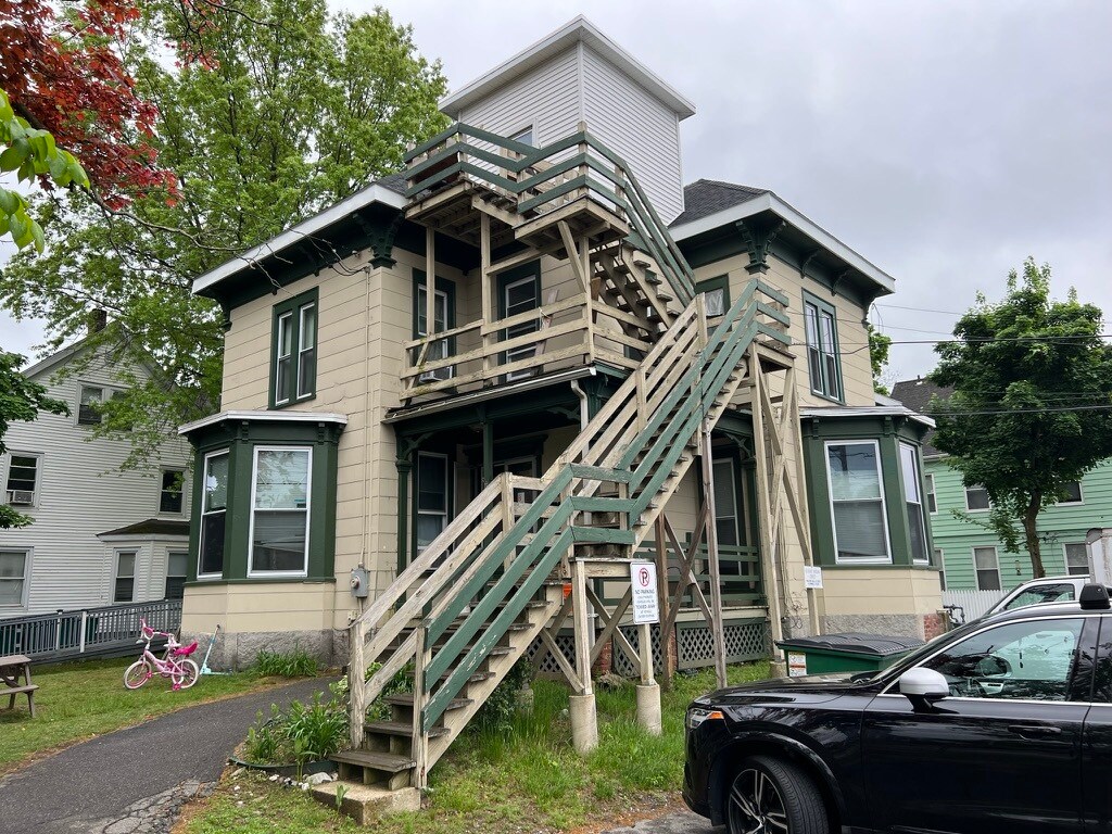 53 Clinton St, Framingham, MA for sale Primary Photo- Image 1 of 1