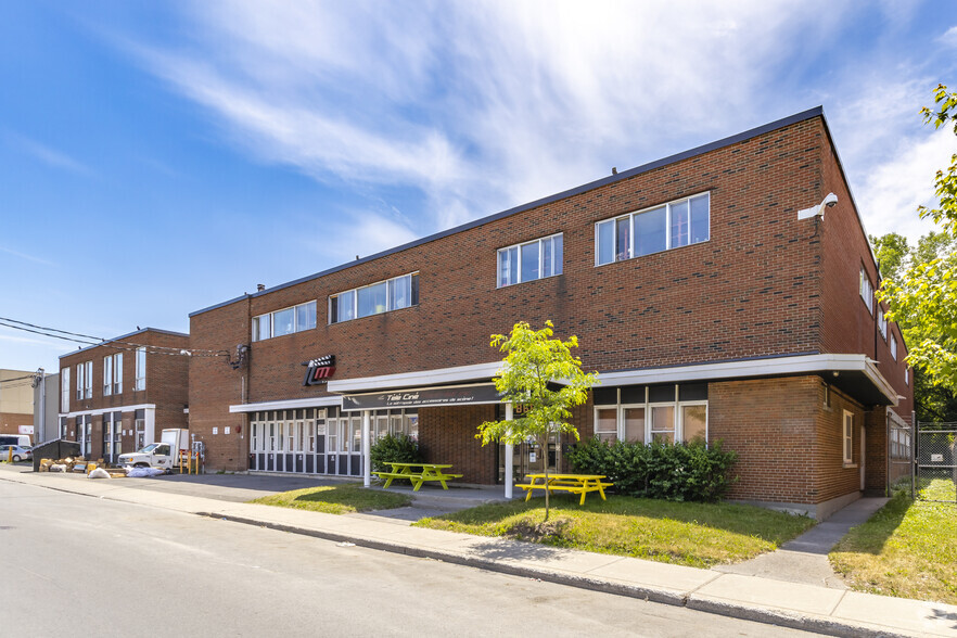 8660 8e Av, Montréal, QC for sale - Primary Photo - Image 1 of 1