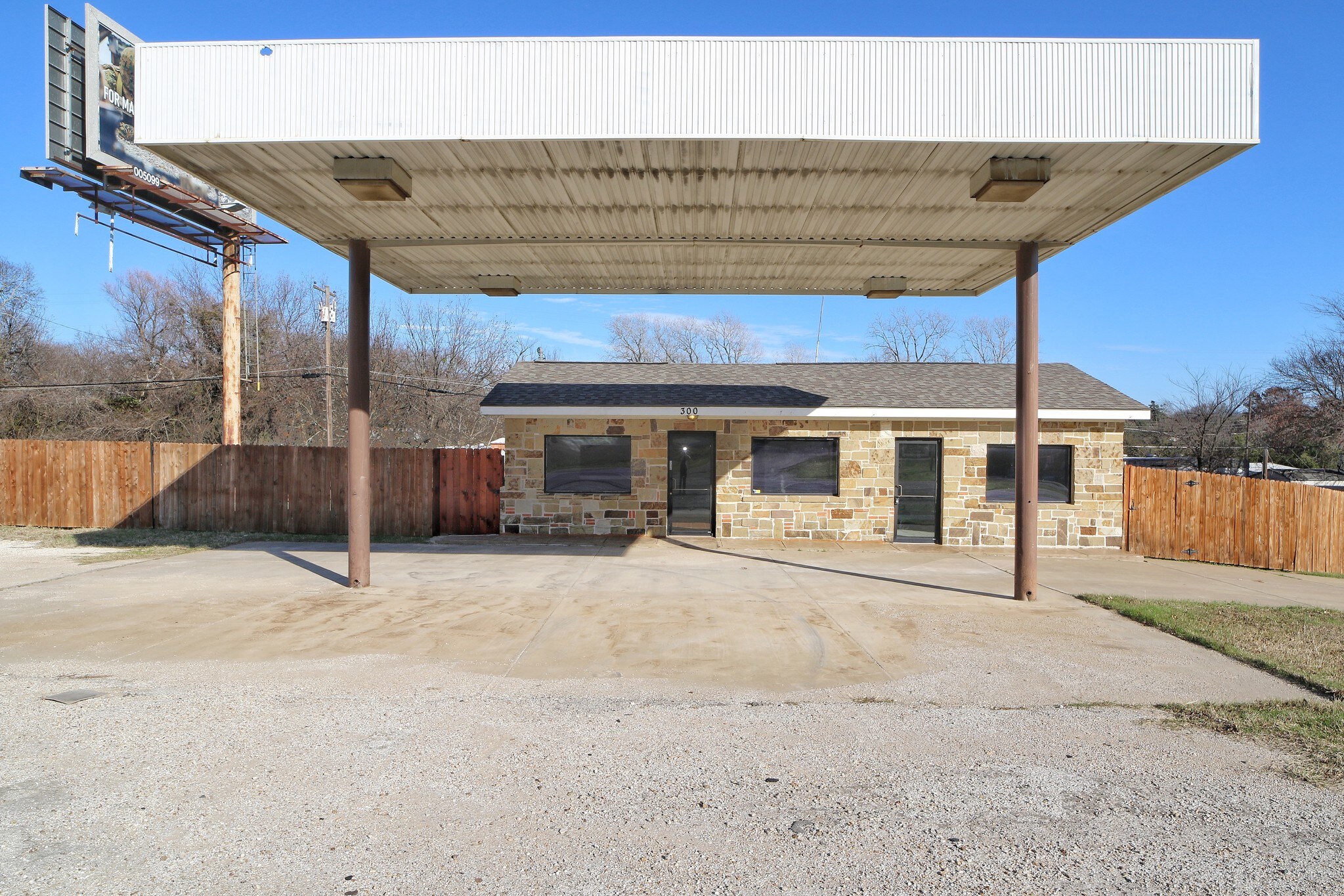 300 N Parkway Dr, Alvarado, TX for sale Building Photo- Image 1 of 1