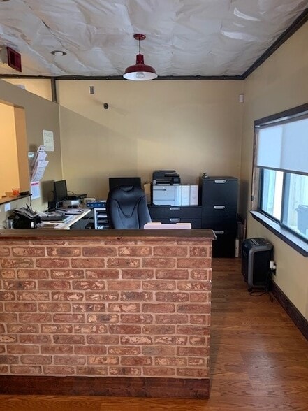 1168 Urania Ave, Encinitas, CA for lease - Interior Photo - Image 2 of 7