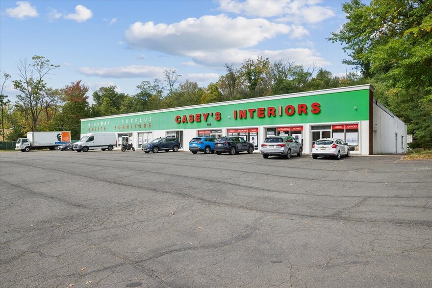 152 Route 22 W, Green Brook, NJ for lease - Building Photo - Image 1 of 13