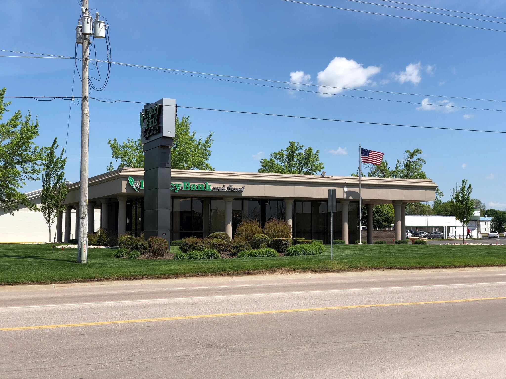 1321 E Ohio St, Clinton, MO 64735 Retail for Lease