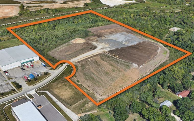 2000 Packer Ct, Lawrence, KS for sale - Building Photo - Image 1 of 1