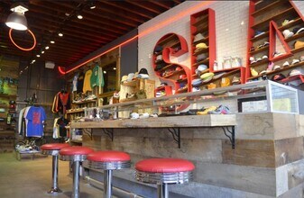 7364-7366 Melrose Ave, Los Angeles, CA for lease Interior Photo- Image 1 of 1