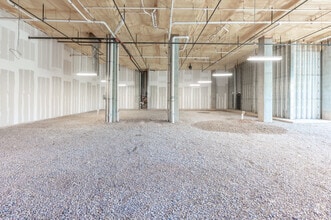 6405 Rex Ln, Alpharetta, GA for lease Interior Photo- Image 2 of 12