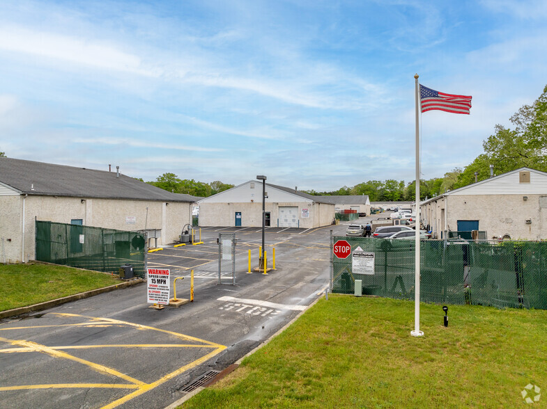 1889 Route 9, Toms River, NJ for sale - Primary Photo - Image 1 of 15