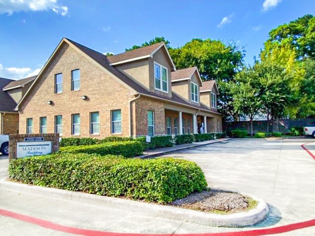 25511 Budde Rd, The Woodlands, TX for lease - Building Photo - Image 2 of 9
