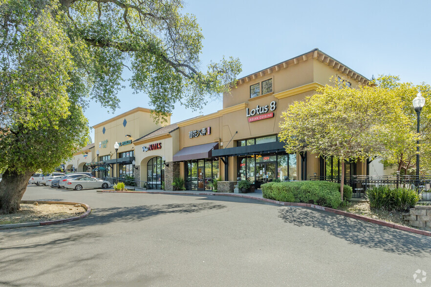 199 Blue Ravine Rd, Folsom, CA for lease - Building Photo - Image 1 of 26