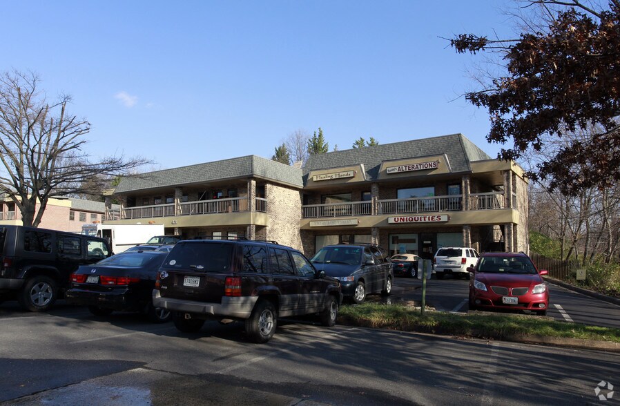 421 Church St NE, Vienna, VA for lease - Building Photo - Image 2 of 5