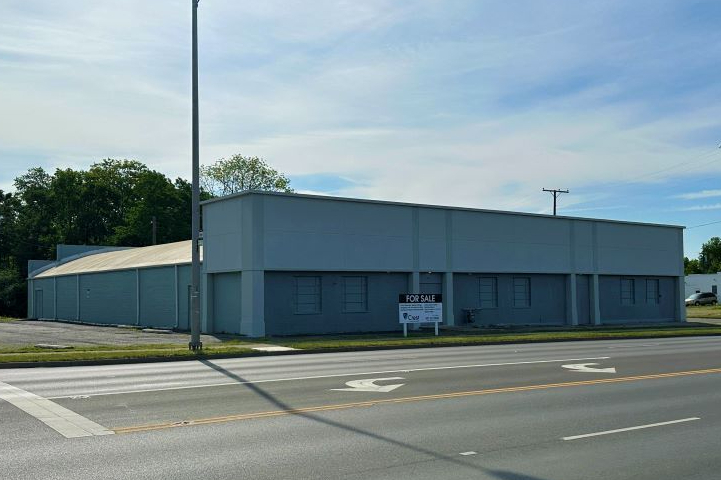 4302-4306 N Dixie Dr, Dayton, OH for sale - Building Photo - Image 2 of 17