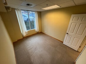 1224 Harris St, Bellingham, WA for lease Interior Photo- Image 2 of 6