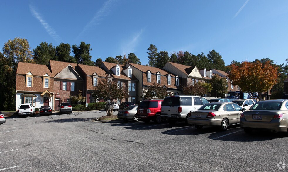 211 E Six Forks Rd, Raleigh, NC 27609