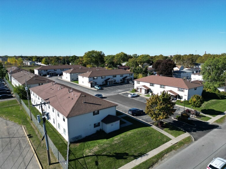 190 Manhattan Ave, Buffalo, NY for sale - Building Photo - Image 3 of 30