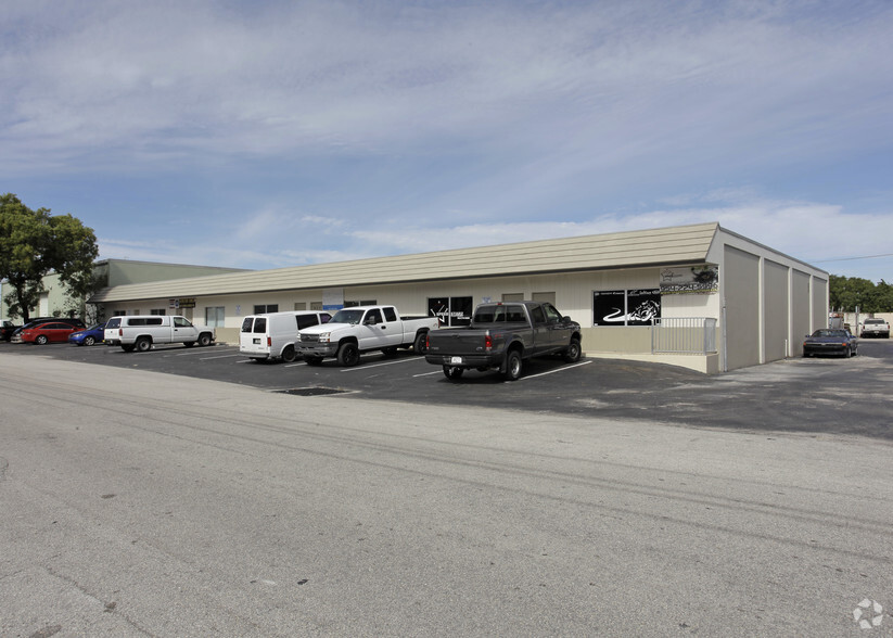 965-999 NW 53rd St, Fort Lauderdale, FL for lease - Primary Photo - Image 1 of 6