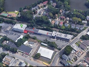 2071 Clove Rd, Staten Island, NY for lease Building Photo- Image 2 of 17