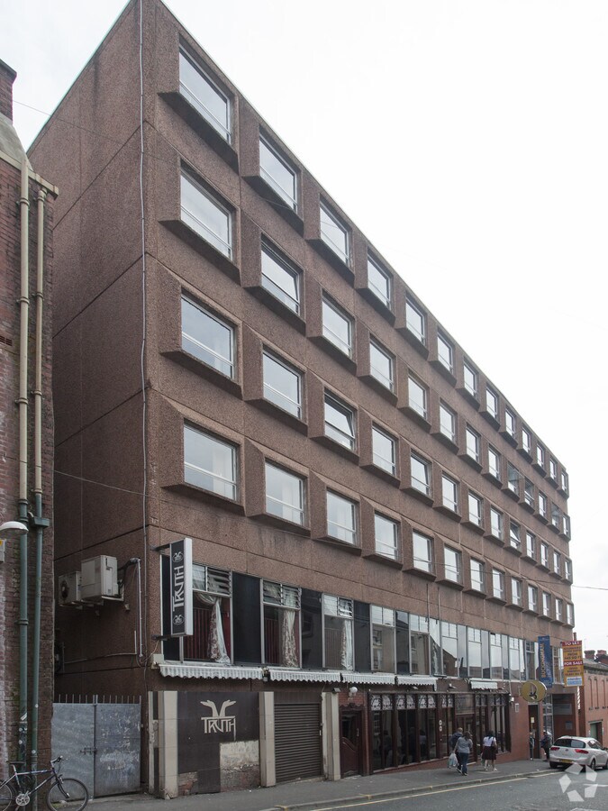 Glovers Ct, Preston, LAN PR1 3LS