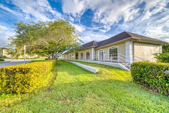 9245 SW 158th Ln, Miami, FL for lease Building Photo- Image 2 of 11