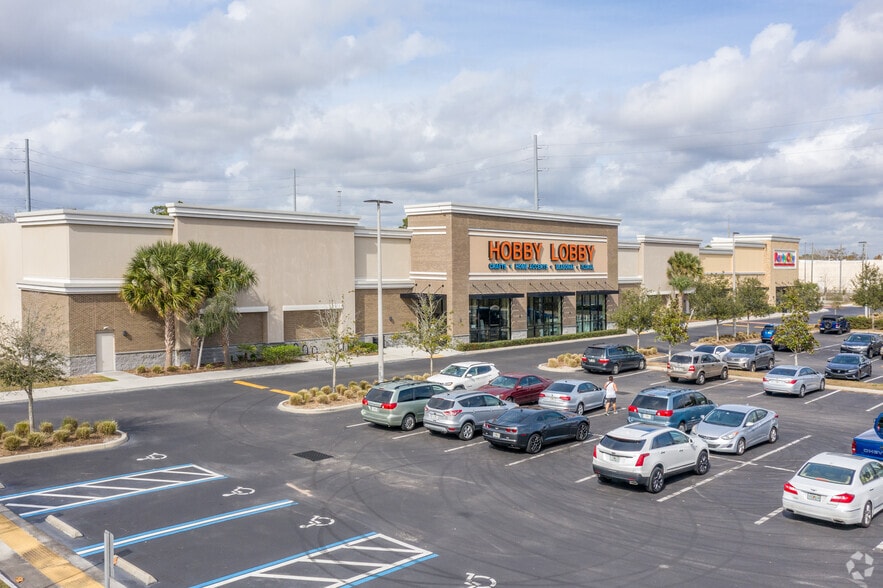 1440 N Alafaya Trl, Orlando, FL for lease - Building Photo - Image 2 of 9
