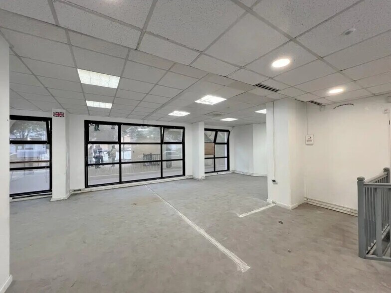 6 Boulevard Bineau, Levallois-Perret for lease - Building Photo - Image 2 of 12