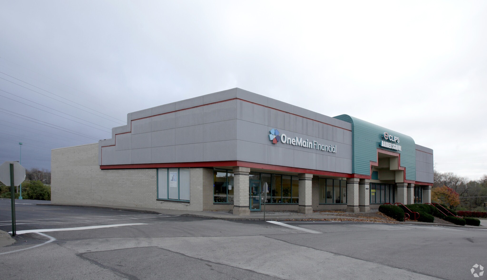 9140 Overland Plz, Overland, MO for sale Primary Photo- Image 1 of 1