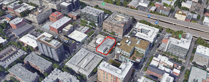 930 NW 14th Ave, Portland, OR - AERIAL  map view