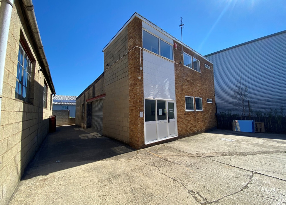 Runnings Rd, Cheltenham for sale Primary Photo- Image 1 of 1