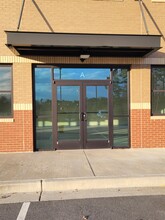 799 Veterans Memorial Hwy SE, Mableton, GA for lease Building Photo- Image 1 of 11