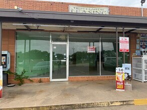 1400-1412 Beverly Dr, Wichita Falls, TX for lease Interior Photo- Image 2 of 9