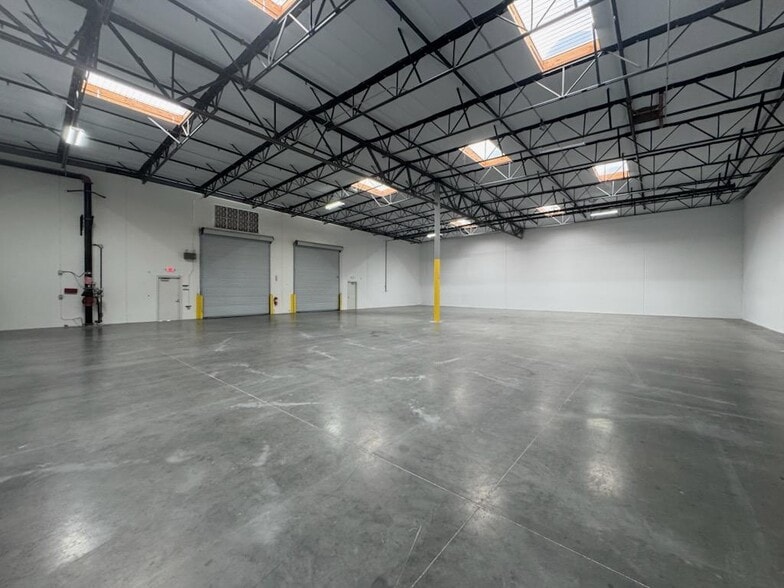 8614 Kimball Ave, Chino, CA for lease - Building Photo - Image 2 of 9