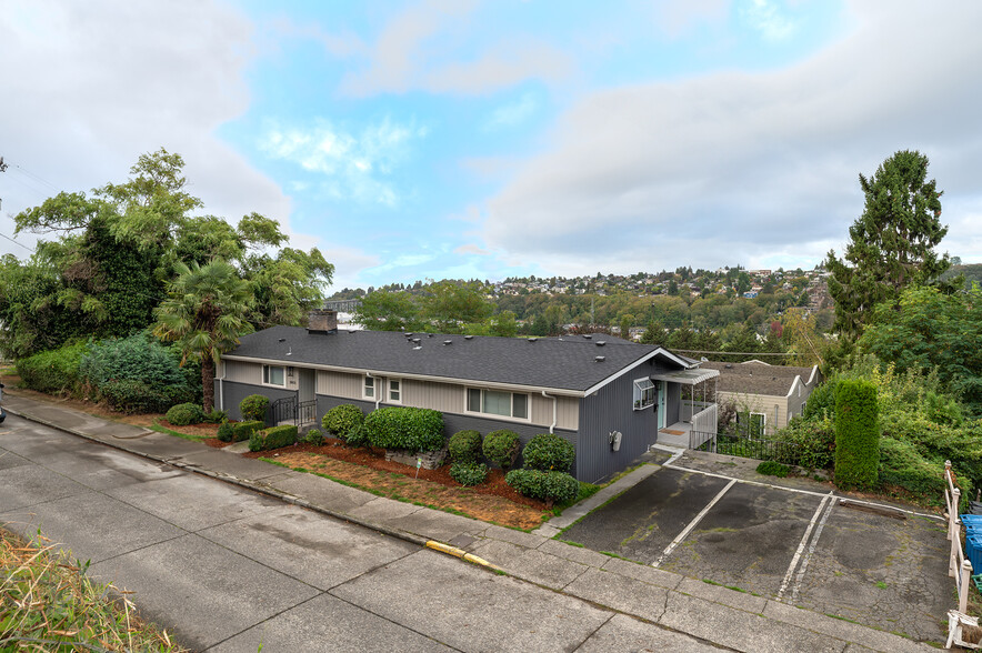 2601 14th Ave W, Seattle, WA for sale - Primary Photo - Image 1 of 1