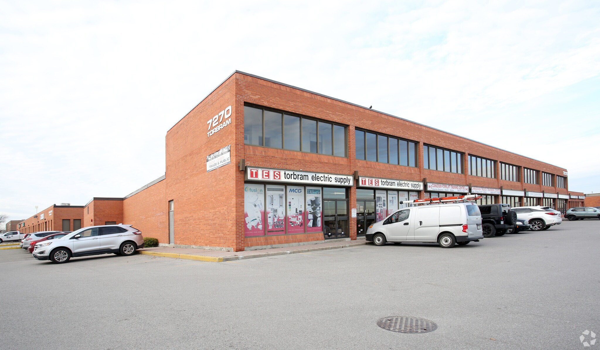 7270 Torbram Rd, Mississauga, ON for lease Primary Photo- Image 1 of 3