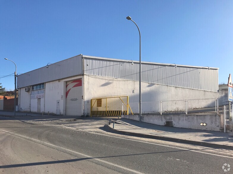 Avenida Castilla - la Mancha, 16, Alameda de la Sagra, Toledo for sale - Primary Photo - Image 1 of 2