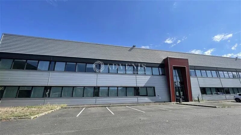 Flex in Moissy-Cramayel for lease Building Photo- Image 1 of 13