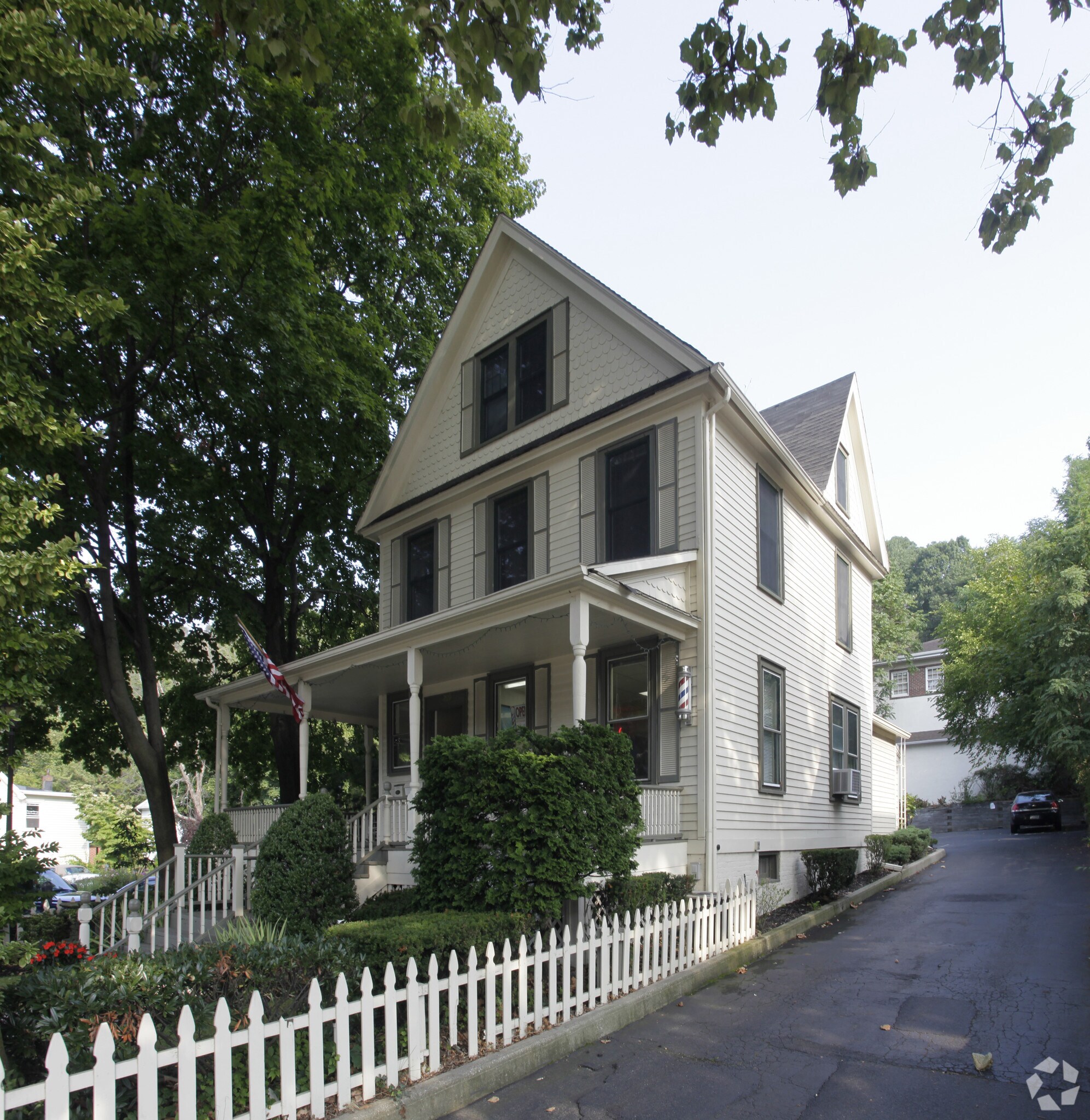 209 Main St, Northport, NY for sale Primary Photo- Image 1 of 1