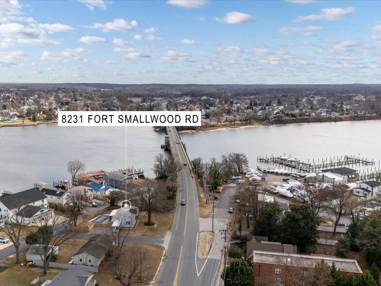 8231 Fort Smallwood Rd, Baltimore, MD for sale - Aerial - Image 1 of 1