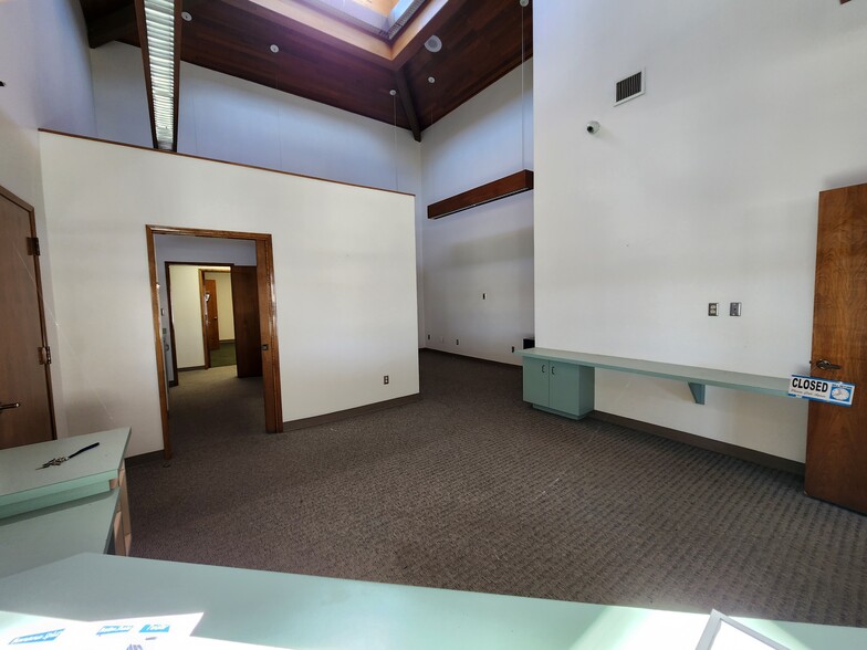 624-630 Main St, Delano, CA for lease - Interior Photo - Image 3 of 7