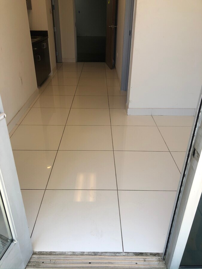 9220-9268 1/2 Hall Rd, Downey, CA 90241 - Unit 9268 1/2 -  - Interior Photo - Image 2 of 6