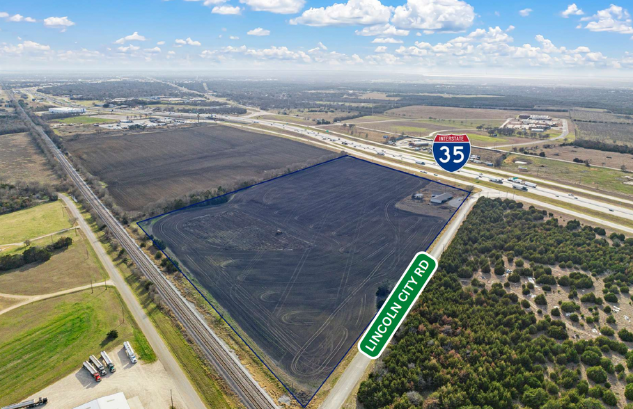 30 Acres I35N and Lincoln City Rd, Elm Mott, TX for sale - Aerial - Image 1 of 1