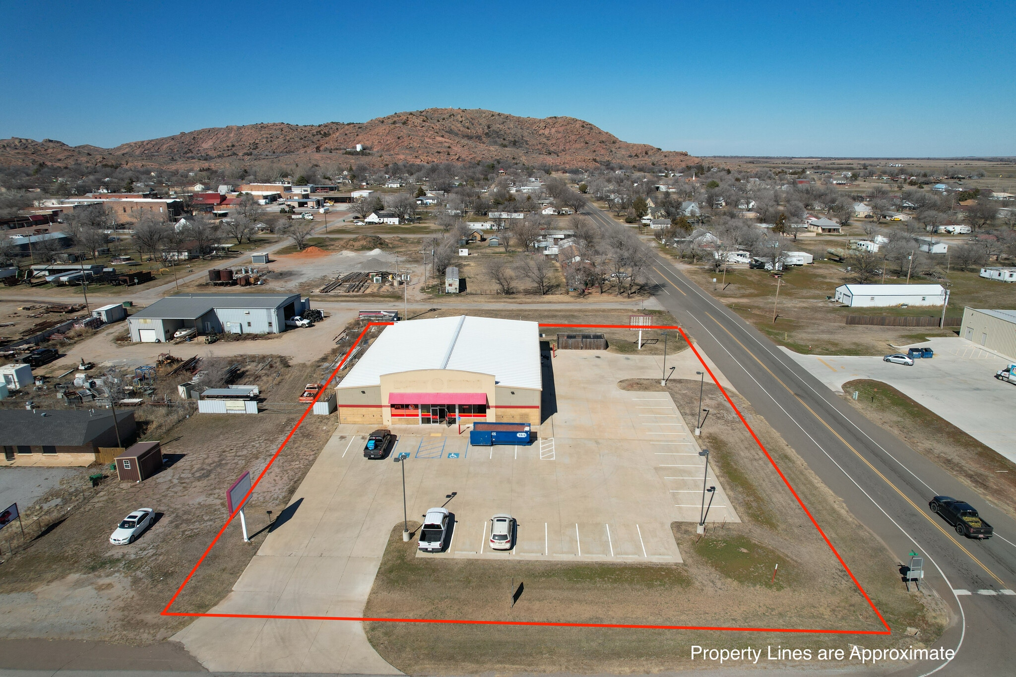 215 E 1st St, Granite, OK for sale Primary Photo- Image 1 of 25