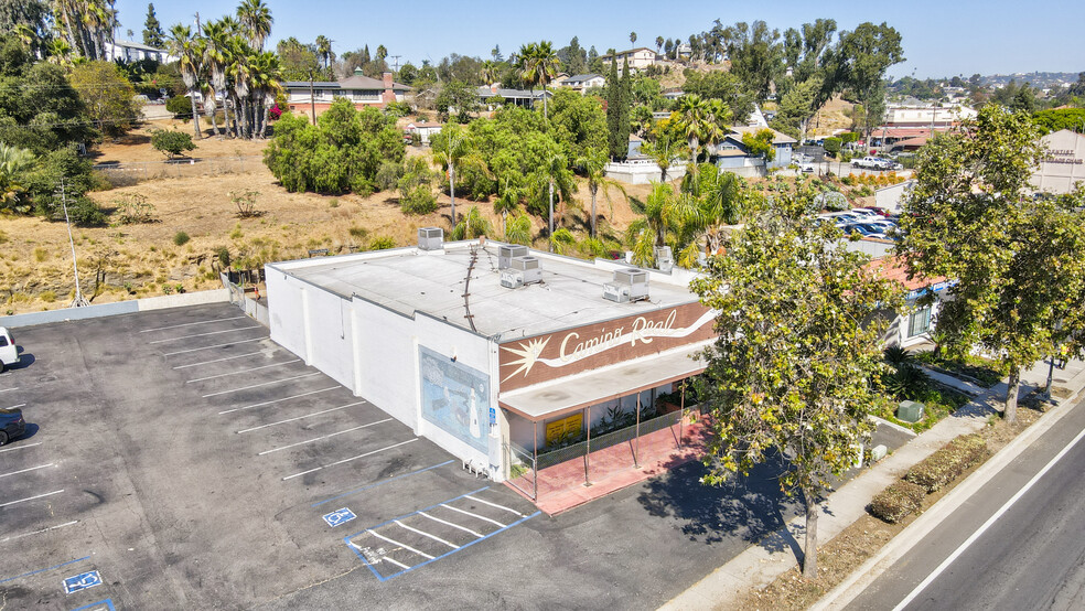 942 Vista Village Dr, Vista, CA for sale - Building Photo - Image 2 of 6