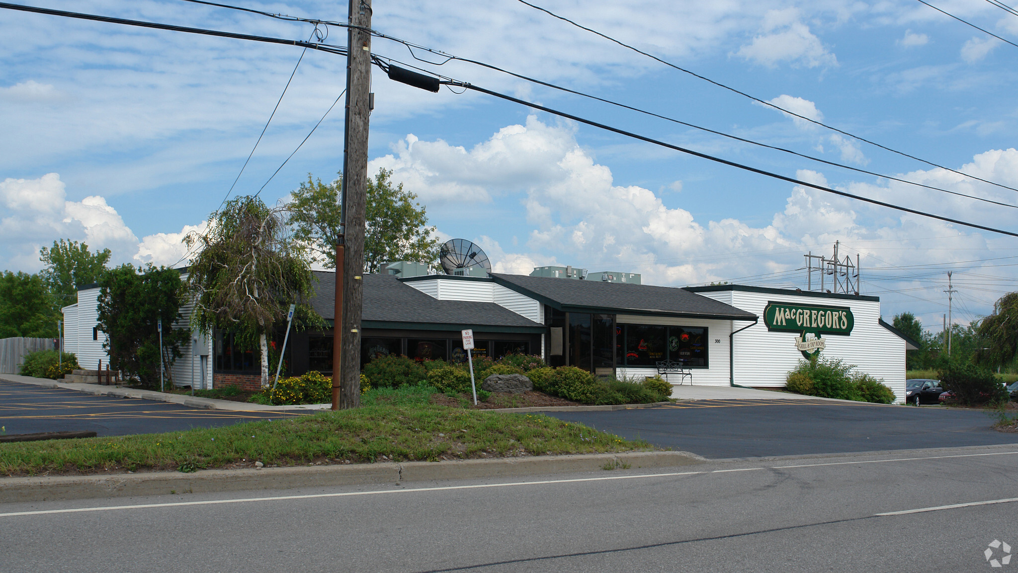 300 Jefferson Rd, Rochester, NY for sale Building Photo- Image 1 of 45