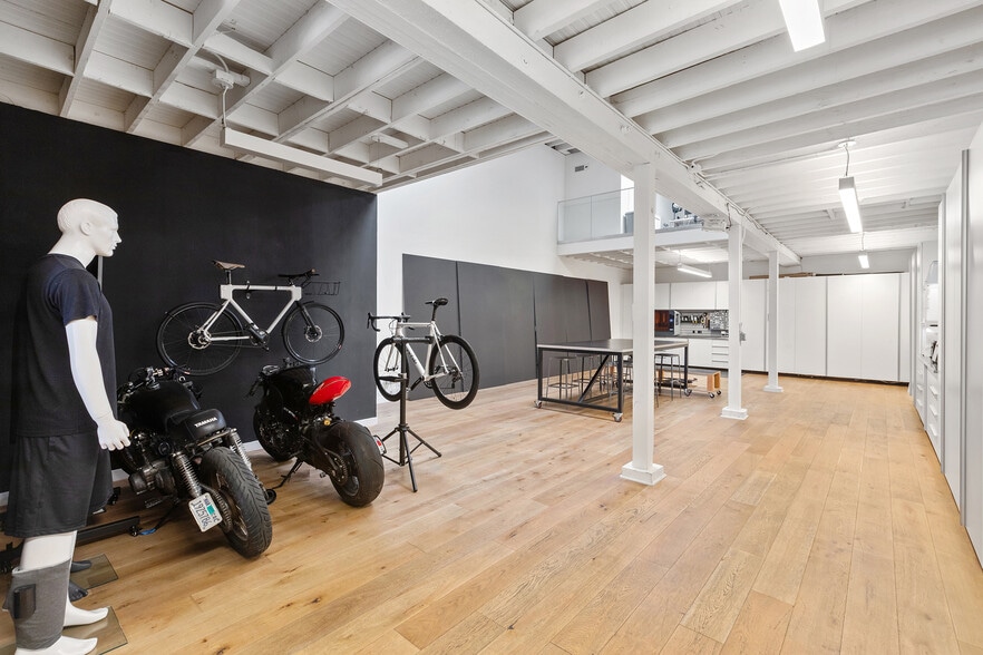 1082 Howard St, San Francisco, CA for sale - Interior Photo - Image 2 of 22