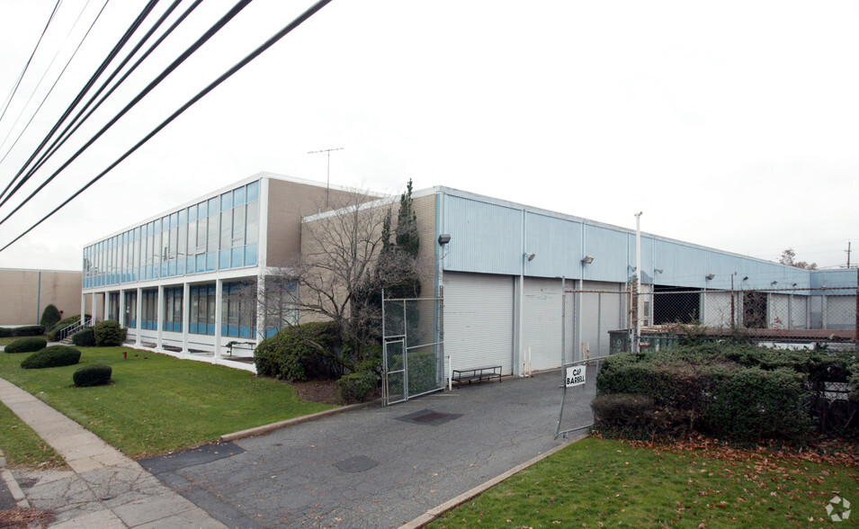 625 Rahway Ave, Union, NJ for lease - Building Photo - Image 3 of 8