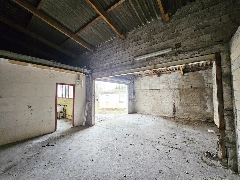 Flex in Champigny-sur-Marne for sale - Interior Photo - Image 1 of 9