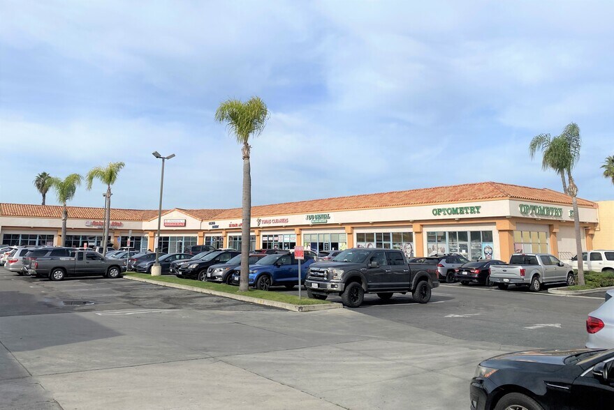 15725 Hawthorne Blvd, Lawndale, CA 90260